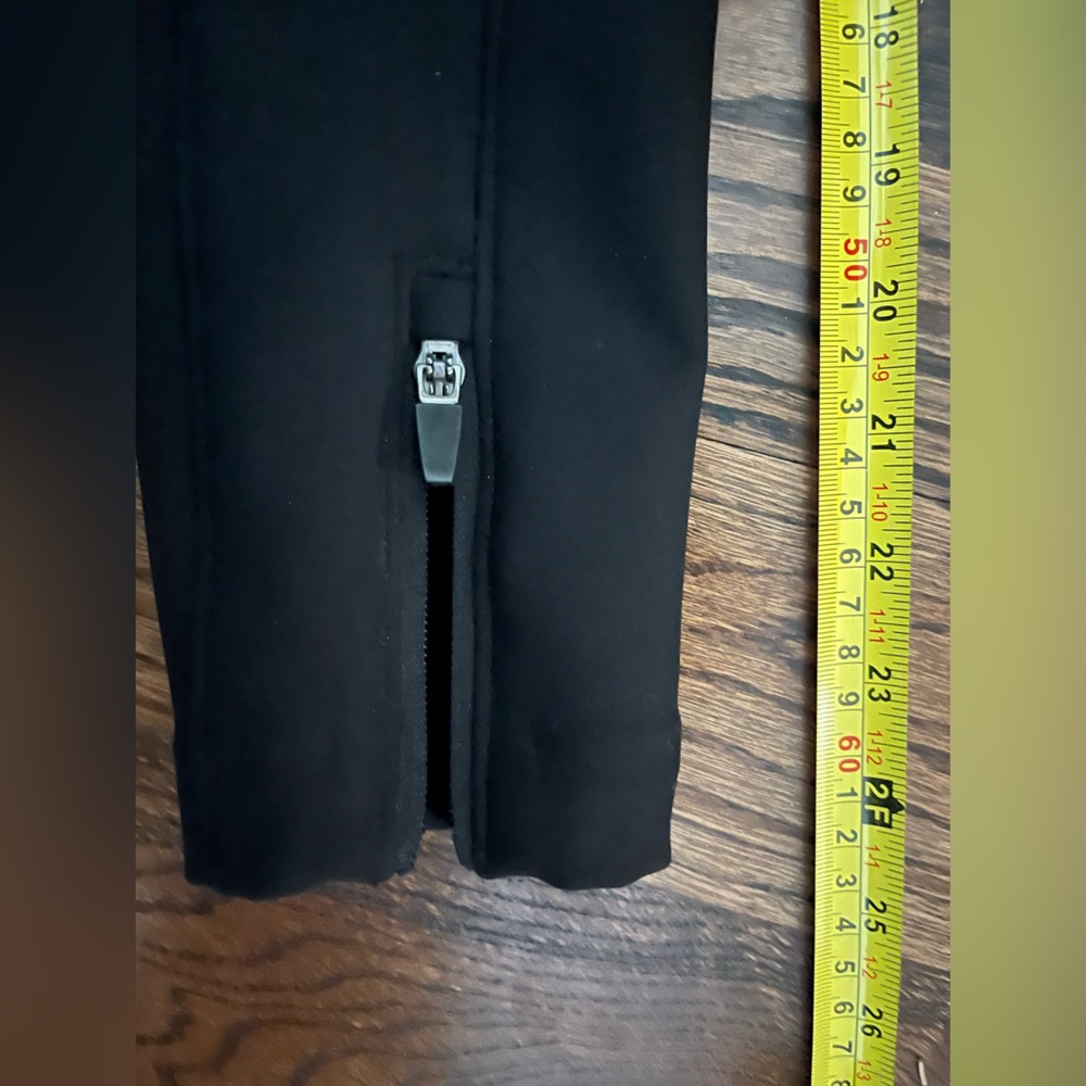 Victorinox Swiss Army soft shell performance, technical black Zip-Up Jacket. - Picture 4 of 4